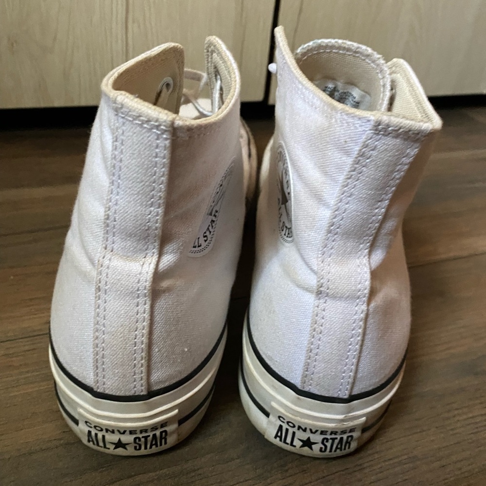 Converse shoes - Picture 11 of 15